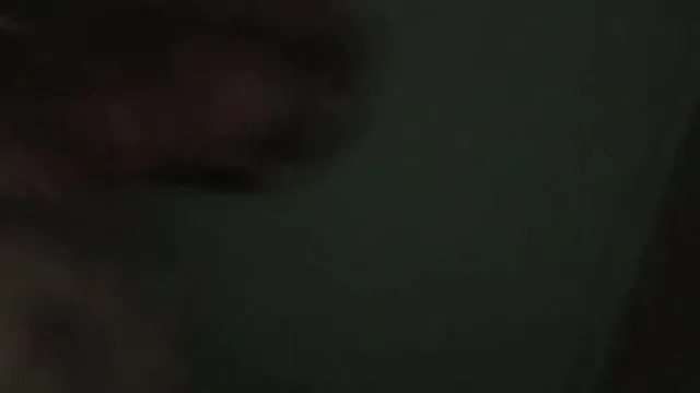 [Se filtró el presentador chino] Una hermosa zorra que llevaba una máscara expuso sus pechos en el hueco de la escalera para tentarla, luego llevó a su pareja sexual a casa para coquetear en la puerta, hacer mamadas y tener relaciones sexuales.