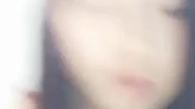 Luo Li, une fille super mignonne qui a appris la danse en 1996, diffuse une émission en direct sans aucun contenu et peut être débloquée pour essayer diverses nouvelles postures
