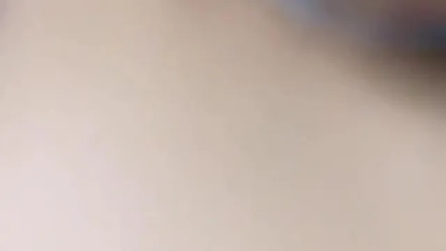 童颜巨乳豪放主播据说喜欢约炮刷礼物多的粉丝好会玩哦一边看黄片一边和粉丝啪啪