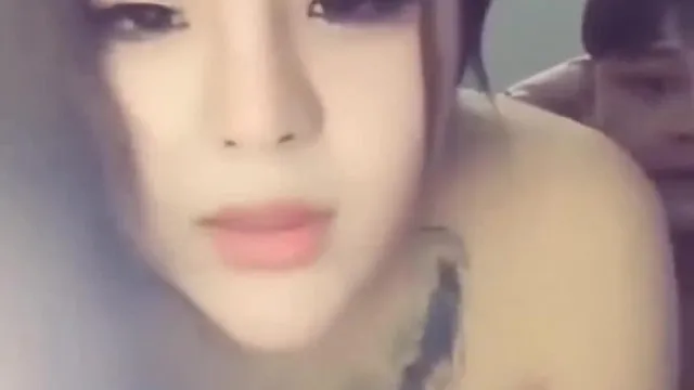 明星脸蛋豪乳美女主播和小鲜肉炮友啪啪很给力完美露脸对白清晰
