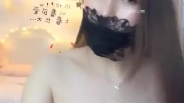 绿播女神【曼曼man】高颜值主播下海第二弹性感红色情趣睡袍震旦插逼