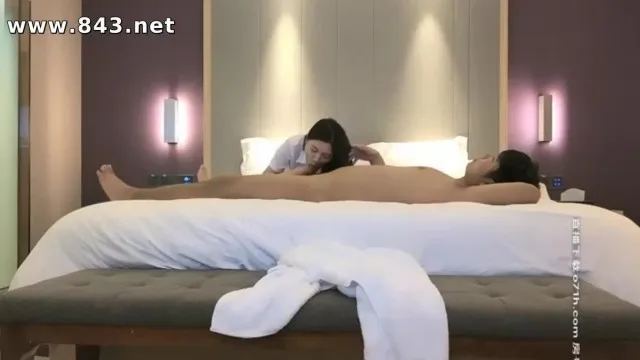 19岁极品清纯乖乖女，娇羞软萌惹人爱
