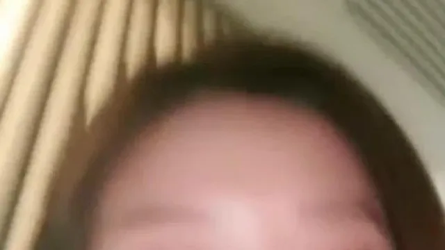 颜值不错妹子酒店约炮啪啪秀演绎外卖小哥要求啪啪洗完澡直接抽插教喘淫语不乱