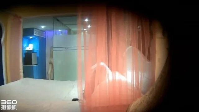 身材很棒的女神姐姐被男友怒怼2炮，时间持久