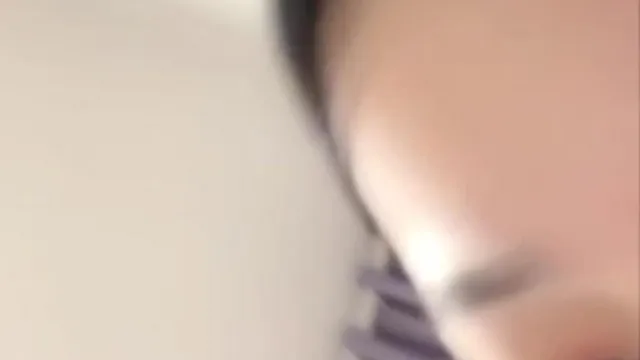 [中文主播外流]非常粉嫩没怎么开发嫩妹子道具自慰脱光椅子上跳蛋震动逼逼塞入微毛诱人