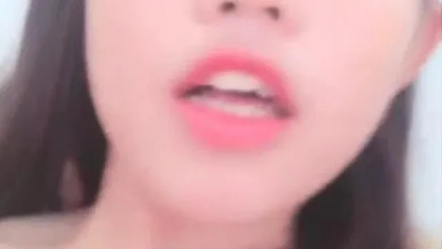 [Se filtró el presentador chino] El momento erótico de una chica esbelta y linda ~ ¡No te lo pierdas si estás en línea! !
