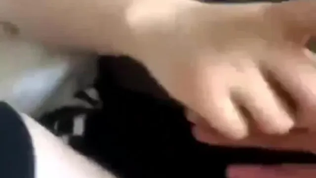 若妻は口が大きく開くほど激しく犯されました