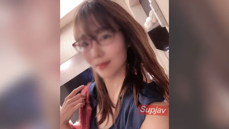 FC2PPV 4459841 [脸部和评论奖金屋顶口交除外] 与前来面试的性感性感女人进行原始性爱视频训练