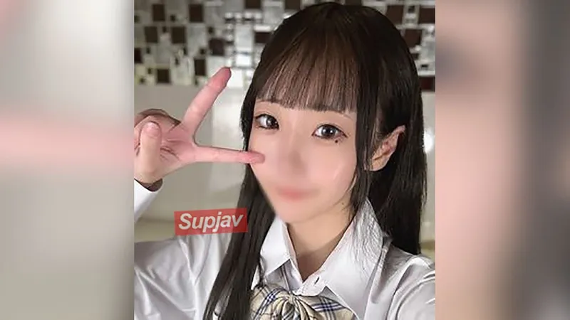 FC2PPV 4544804 [Vou pegar emprestada sua namorada inocente. × Mostre-me meu milagre o tempo todo] Enorme serviço de erradicação Irama. Miyu-chan, que tem uma bucetinha bem estreita só com uma pessoa experiente, prova o pau super grande e grita no clímax. *O bônus inclui sexo creampie em agonia