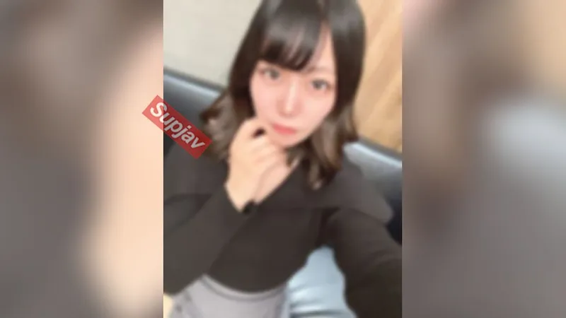 FC2PPV 4546801 Tímida e mimada ♡ Mai-chan de 20 anos. É tão intenso que seu corpo convulsiona continuamente ♡ Sexo sério com creampie em um total de 6 posições que instintivamente se procuram ♪