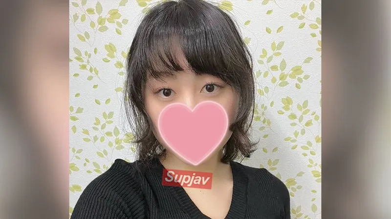 FC2PPV 4627034 ※完全素人19歳初撮り※スレンダー巨乳！超敏感でアソコの締まりも完璧。連絡が取れないバツとして膣奥中出しハメ。レビュー特典有り